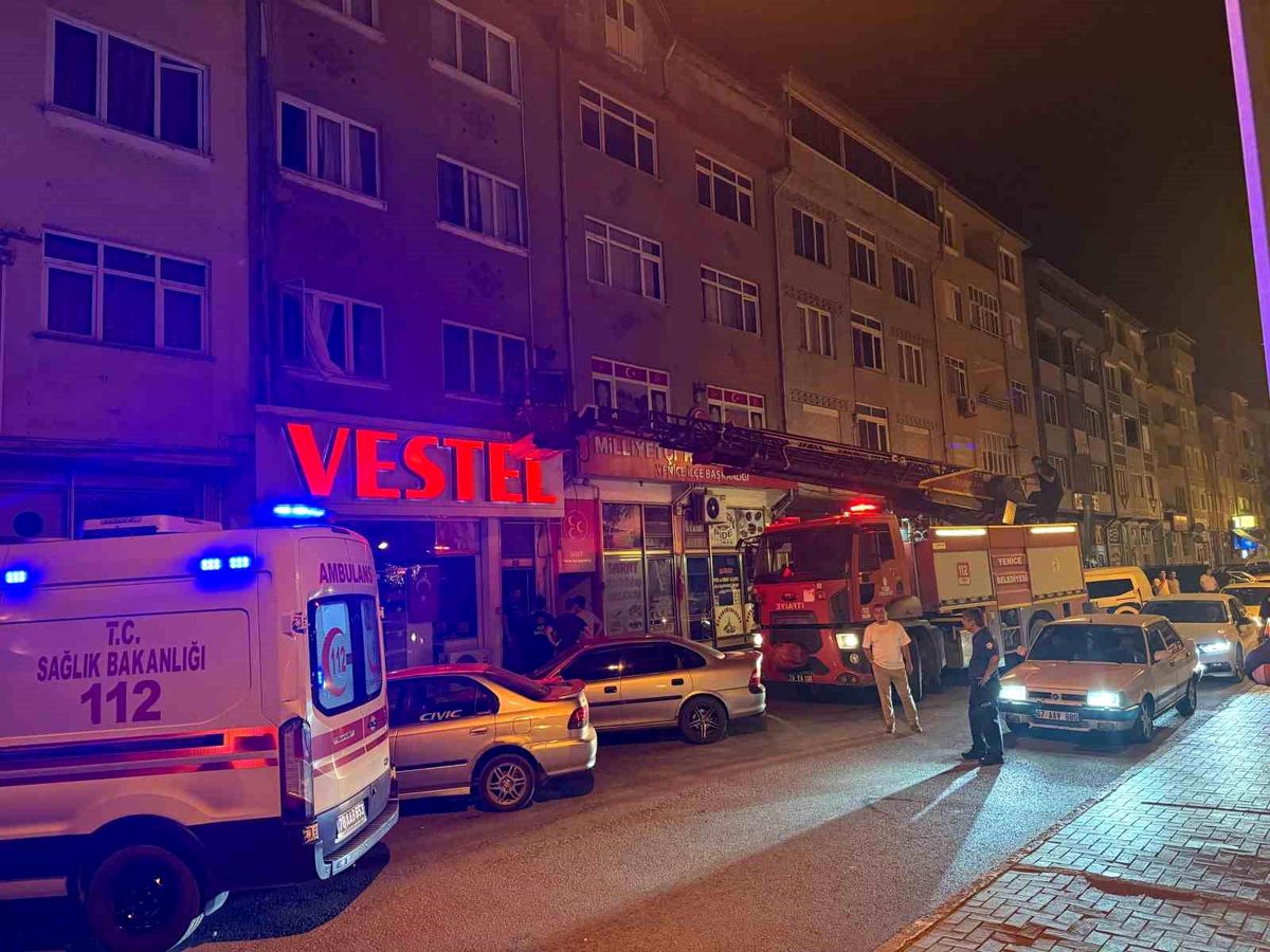Karabük’te dehşet: Eşinin boğazını keserek öldürdü