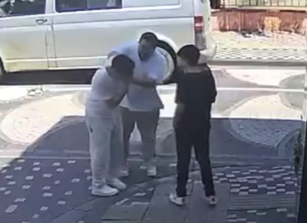“Bana hakaret etti” dedi, 12 yaşındaki çırağına acımadı!