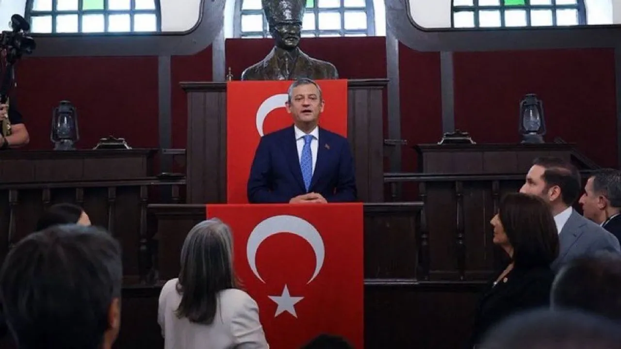 Yeni Parti’nin yol haritası netleşti; 41 sayfalık program açıklandı
