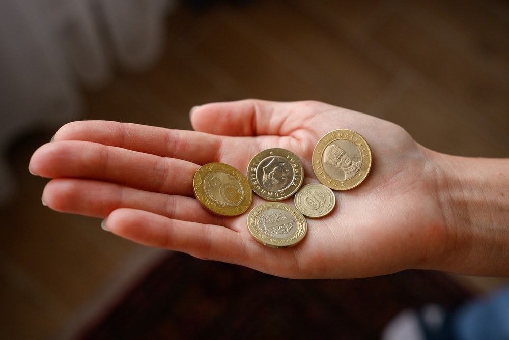 Kavanozdan çıkan madeni para 39 milyon lira kazandırdı