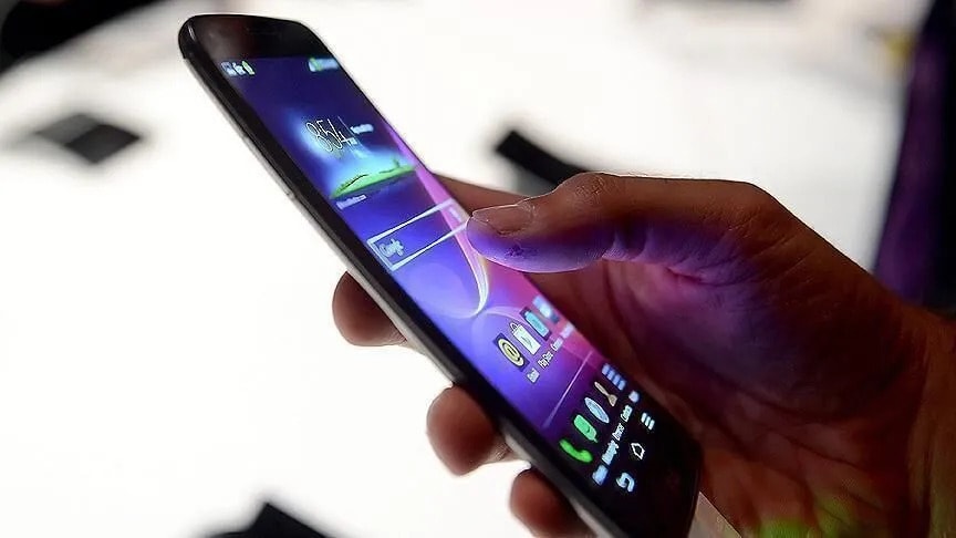 Popüler uygulama telefon rehberindekilere mesaj göndermeye başladı: Çözüm aranıyor