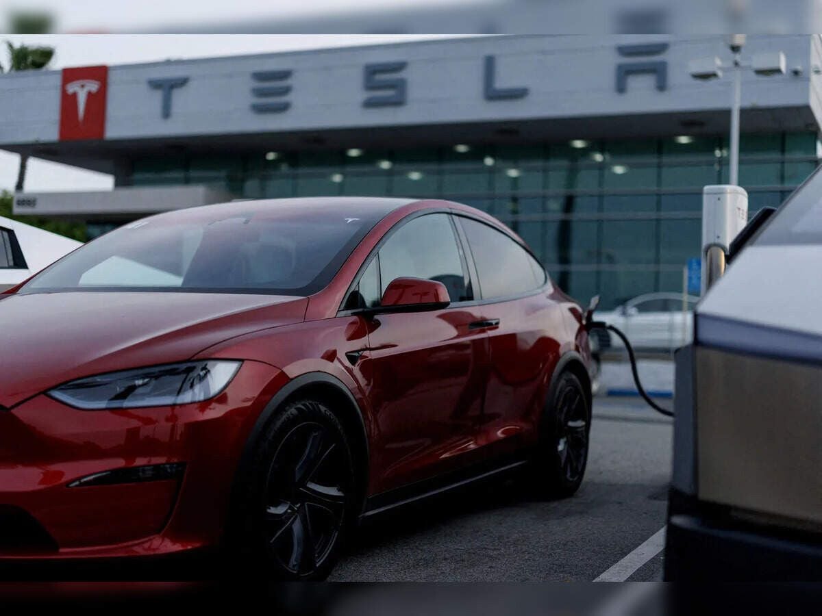Tesla robotaxi hizmetini Orlando ve Tampa’ya genişletti