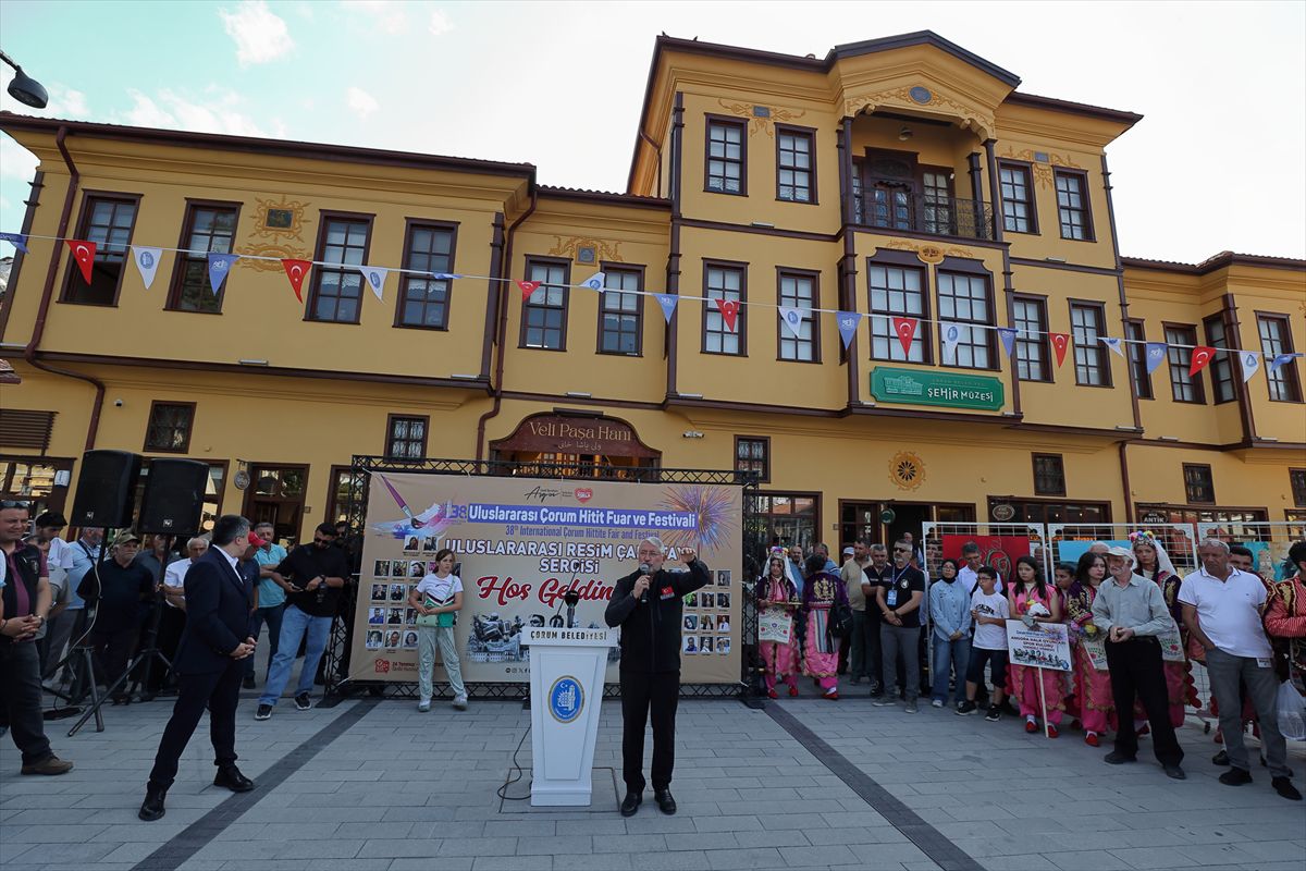 Çorum’da 5 Ülkeden 34 Ressamın Karma Sergisi Açıldı