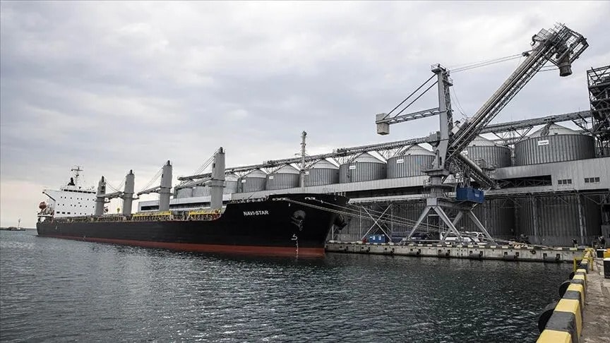 Karadeniz’de ticaret alarmı: Ukrayna’nın üç büyük limanında gemi trafiği durdu