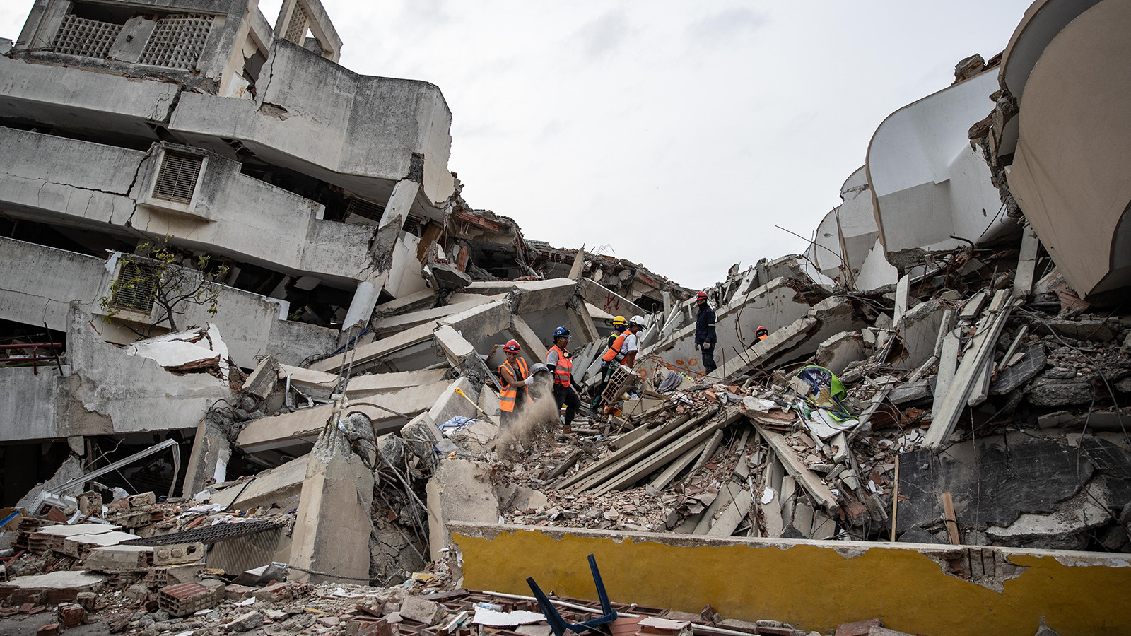 Venezuela’daki depremlerde can kaybı 5 bin 546’ya yükseldi