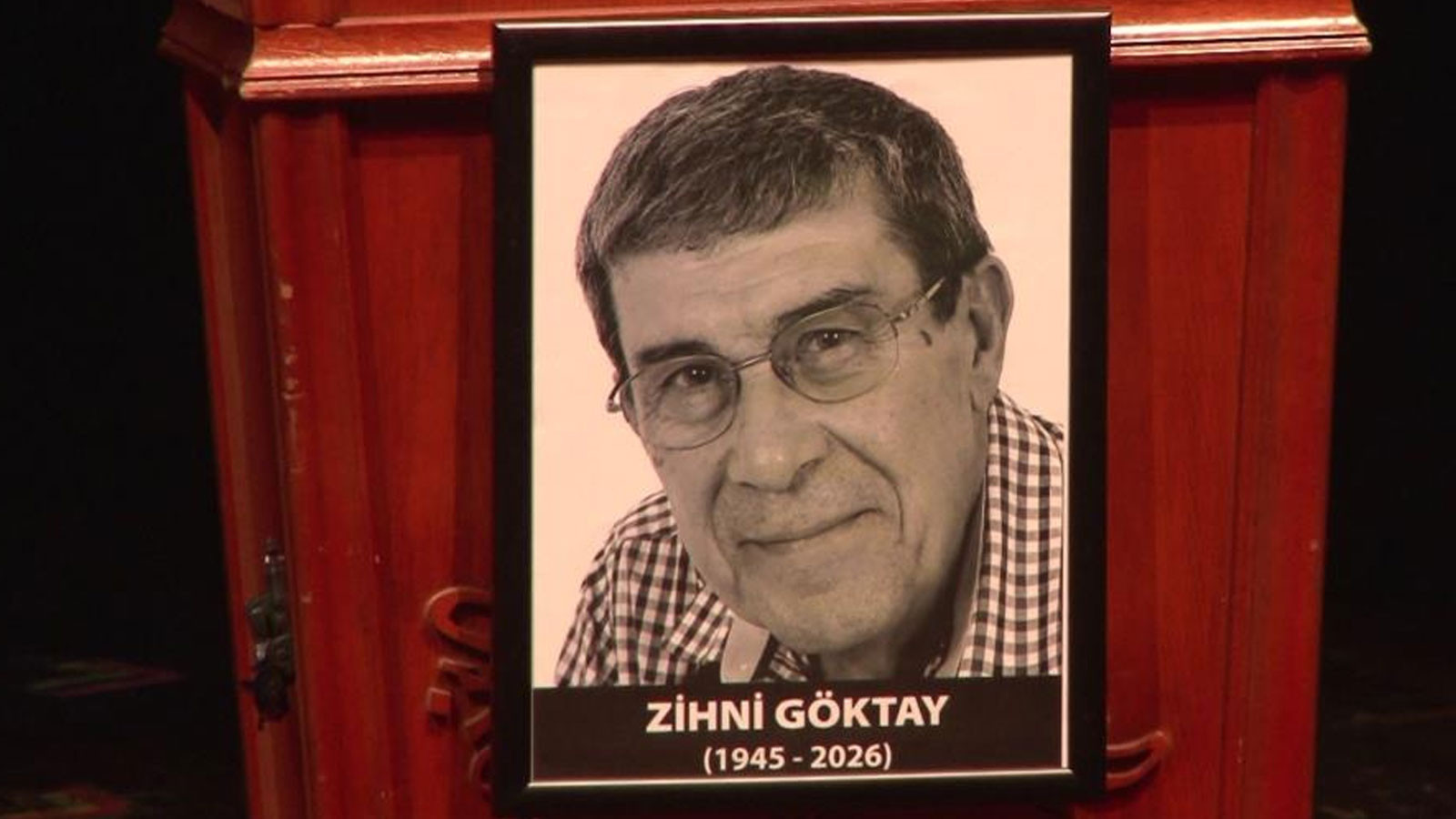 Zihni Göktay için Harbiye’de duygusal veda! Zeynep Göktay, babasının yazdığı mektubu okudu